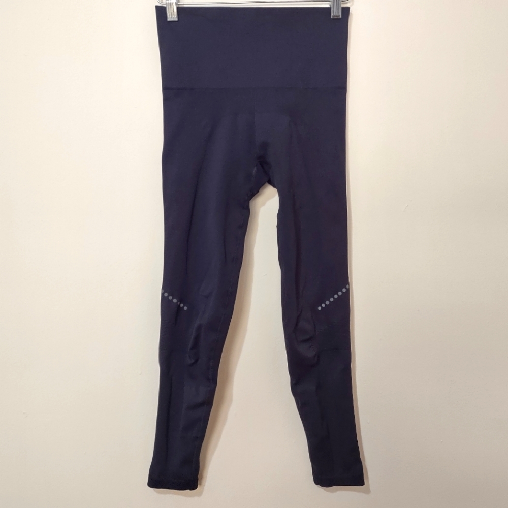 LNDR Blackout 7/8 leggings Size S/M